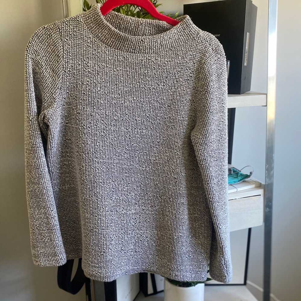 Loft gray sweater in size M